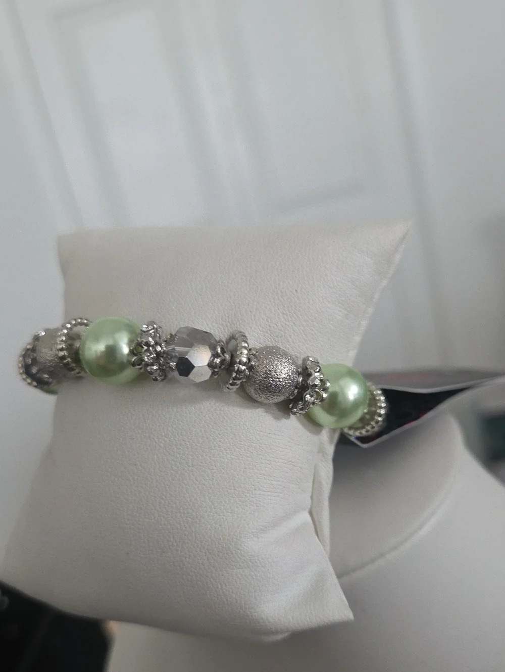 Paparazzi Sparkling Conversation Green Bracelet NWT